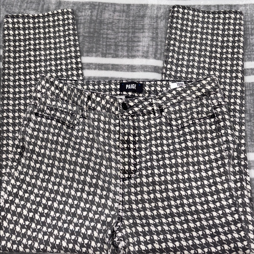 PAIGE Grey and White Houndstooth Women's Straight Leg Jeans
